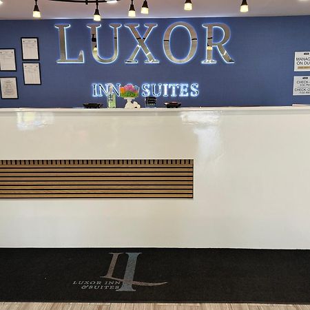 Luxor Inn & Suites, A Travelodge By Wyndham Элкинс Экстерьер фото